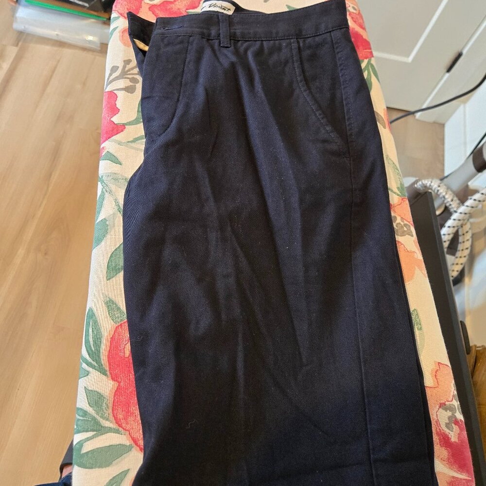 NWOT Size 31 Bon Vivant mens Keenan pant Dark Navy 100% cotton made in Canada